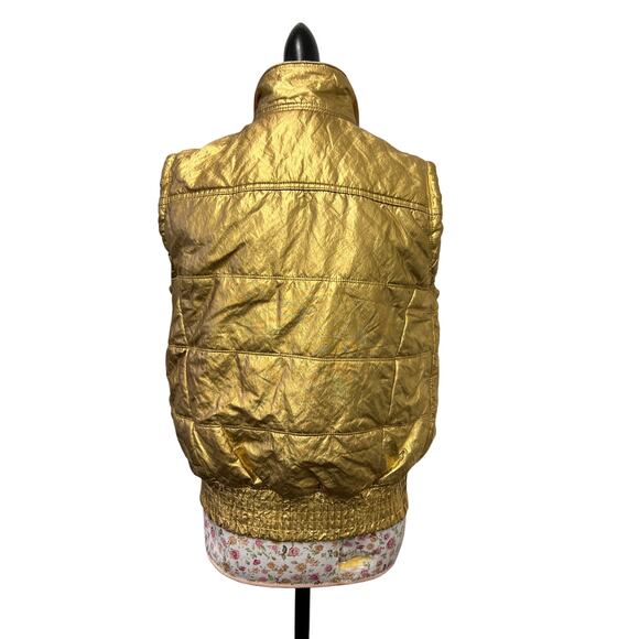💛 Calvin Klein Performance Metallic Gold Puffer Vest M – Statement Winter Layer - Picture 3 of 4
